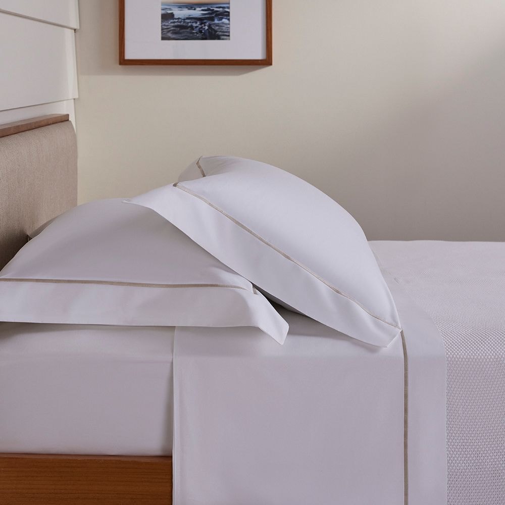 Branco c/ ponto cheio Bege