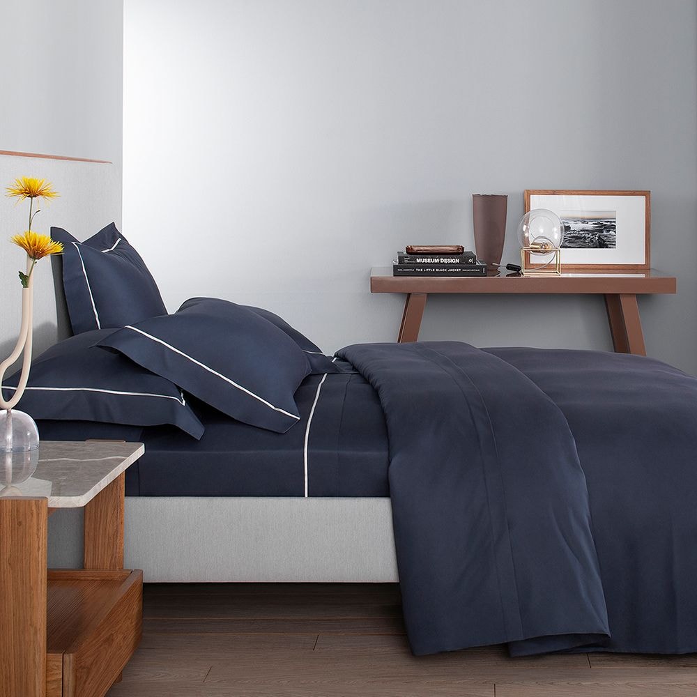 Azul Marinho c/ ponto cheio Bege